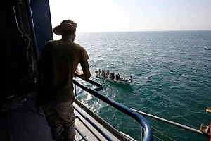 Подвергшееся атаке хуситов британское судно затонуло из-за повреждений, пишут СМИ