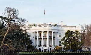 В Белом доме недовольны устойчивостью российской экономики