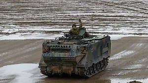 Украина похвасталась новым поступлением американских эвакуационных бронемашин