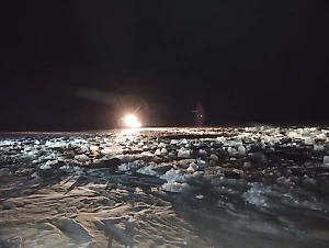 Появились первые кадры с места крушения вертолёта Ми-8 МЧС России в Карелии