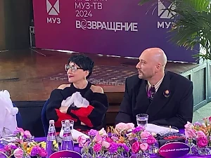 Лолита вышла на публику впервые после скандала с "голой вечеринкой" Ивлеевой 