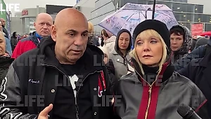 Пригожин с Валерией принесли цветы к "Крокусу" и жёстко прошлись по молчащим о трагедии артистам