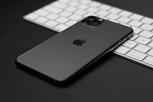Эксперт дал совет на фоне возможного отключения iPhone и Android в РФ