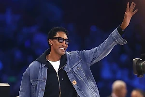 Женщина обвинила легенду НБА Пиппена в изнасиловании, но претензии у неё не только к нему