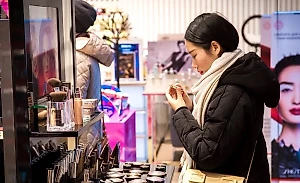 Любители Zielinski & Rozen массово возвращают косметику в магазины