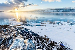 Напомним, Правительство России внесло сливочное масло и яйца в список социально значимых продуктов питания, поэтому теперь производители освобождаются от выплаты вознаграждений розничным торговцам. Указано, что данное решение позволит производителям уменьшить расходы при поставках товаров в торговые сети и использовать сэкономленные средства для модернизации и расширения производства.