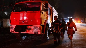 Два пожарных погибли и ещё 10 пострадали при повторном ударе ВСУ по Донецку