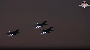 Асы за штурвалом: Появилось видео эпичного взлёта кортежа Путина из Су-35 на расстоянии вытянутой руки