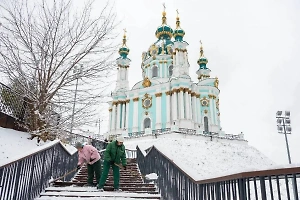 В Киеве на фоне воздушной тревоги прогремели взрывы