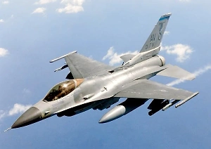 Американский истребитель F-16 потерпел крушение в Жёлтом море