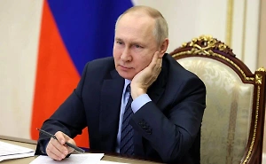 "Ещё не был в магазине": Путин раскрыл планы на Новый год и признался, что подарки пока не купил