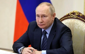 Путин: Россия вместе со странами СНГ намерена бороться с героизацией нацизма