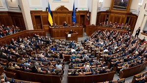 Украинцы опять призвали Зеленского мобилизовать депутатов и чиновников