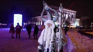 Дед Мороз с командой волшебников со всей России обсудили с детьми чудеса в "Разговорах о важном"