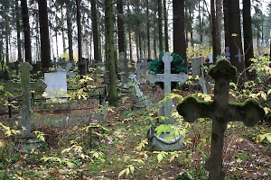 Россиянам рассказали, в какие дни церковь и древние поверья запрещают ходить на кладбища
