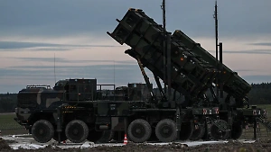 В Харьковской области ВСУ подставили американский экипаж ЗРК Patriot под российские ракеты, пишут СМИ
