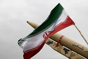 В Иране заявили, что не будут накалять ситуацию и ответят Израилю "уместно"