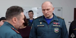 Глава МЧС России Куренков посетил колл-центр в зоне ЧС в Оренбургской области