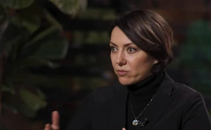 "Он знал, на что шёл": Экс-замглавы Минобороны Украины довела до слёз жену бойца ВСУ
