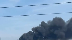 "Враг выпустил несколько ракет": ВСУ обстреляли машиностроительный завод в Луганске