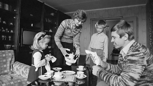 6 семейных привычек из СССР, которые, к счастью, не переняла современная молодёжь