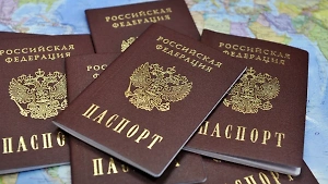 Стало известно, сколько жителей Донбасса и Новороссии уже получили российские паспорта