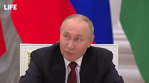 Путин признался, что хотел бы стать студентом и отправиться на БАМ