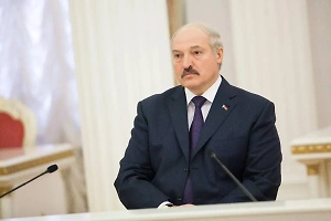 Президент Белоруссии Лукашенко подписал закон об СМС-повестках в армию