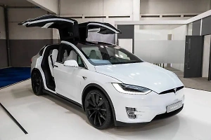 Маск анонсировал выход роботакси Tesla 8 августа