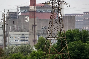 Азаров предупредил, что Киев рискует устроить "второй Чернобыль"