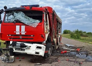 Четверо сотрудников МЧС пострадали при атаке украинского беспилотника в ДНР