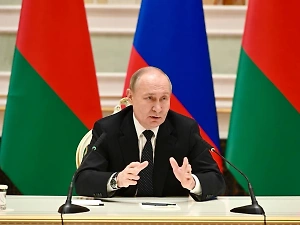 Путин назвал "политической пургой" угрозы еврокомиссара премьеру Грузии