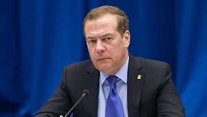 Медведев: Удар США по российским силам на Украине привёл бы к мировой войне
