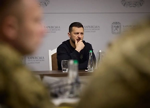 Зеленский призвал НАТО сбивать российские ракеты над Украиной, "забив" на ущерб мирным городам