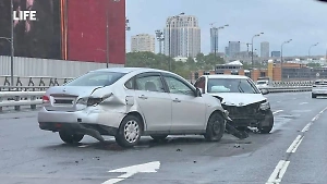 Дептранс Москвы сообщил о нескольких ночных ДТП из-за непогоды