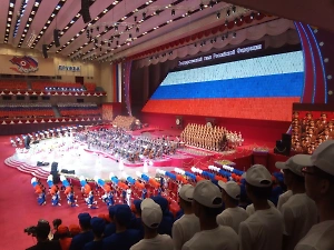 На концерте в честь Путина в Пхеньяне прозвучали песни Shaman и Газманова