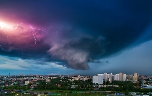 Смерчи и торнадо вскоре могут стать обыденностью для Москвы