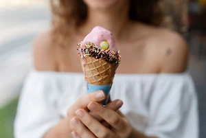 Кардиолог развеял миф об охлаждающем эффекте мороженого