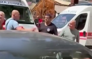 В Одессе сотрудники скорой помощи ввязались в драку с военкомами, пытаясь отбить коллегу