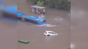Москву вновь накрыл сильный ливень, затоплена часть дорог
