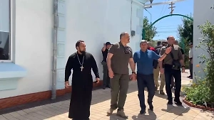 Глава Дагестана приехал в подвергшийся атаке террористов Дербент