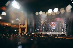 В Москве прошла церемония вручения премии "Золотая маска"