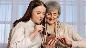 Предупредите бабушек: 6 новых схем мошенников, про которые надо знать