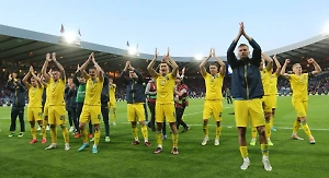 На матче сборной Украины на Евро-2024 появилась надпись "Дайте нам выборы"