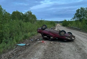 16-летний школьник сел за руль автомобиля и погубил своего приятеля