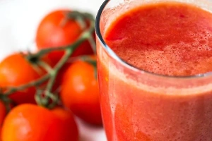 Не лечит, а калечит: Названа скрытая опасность томатного сока