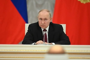 "Насыщенно и содержательно": Песков рассказал, о чём будет говорить Путин на пленарной сессии ПМЭФ