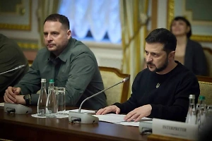 Ермак сильно влияет на Зеленского и фактически стал главой Украины, заявили в Британии