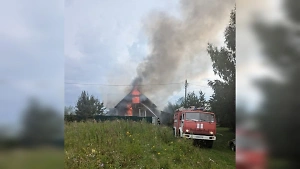 Новый удар молнии в Подмосковье привёл к страшному пожару