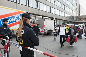 Женщина устроила поножовщину в автобусе на западе Германии